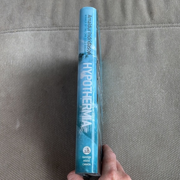 Hypothermia (A Reykjavik Murder Mystery) - Arnaldur Indridason. Hardcover. - Picture 9 of 11